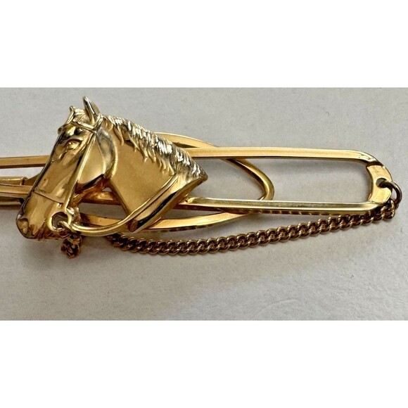 Stratton Horse Head Tie Clip w/ Chain Goldtone 2.5 Inch Made in England - Picture 4 of 7